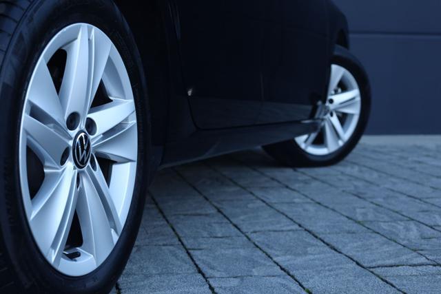 VOLKSWAGEN Golf 2.0 TDI 115 CV SCR Life PREZZO NETTO