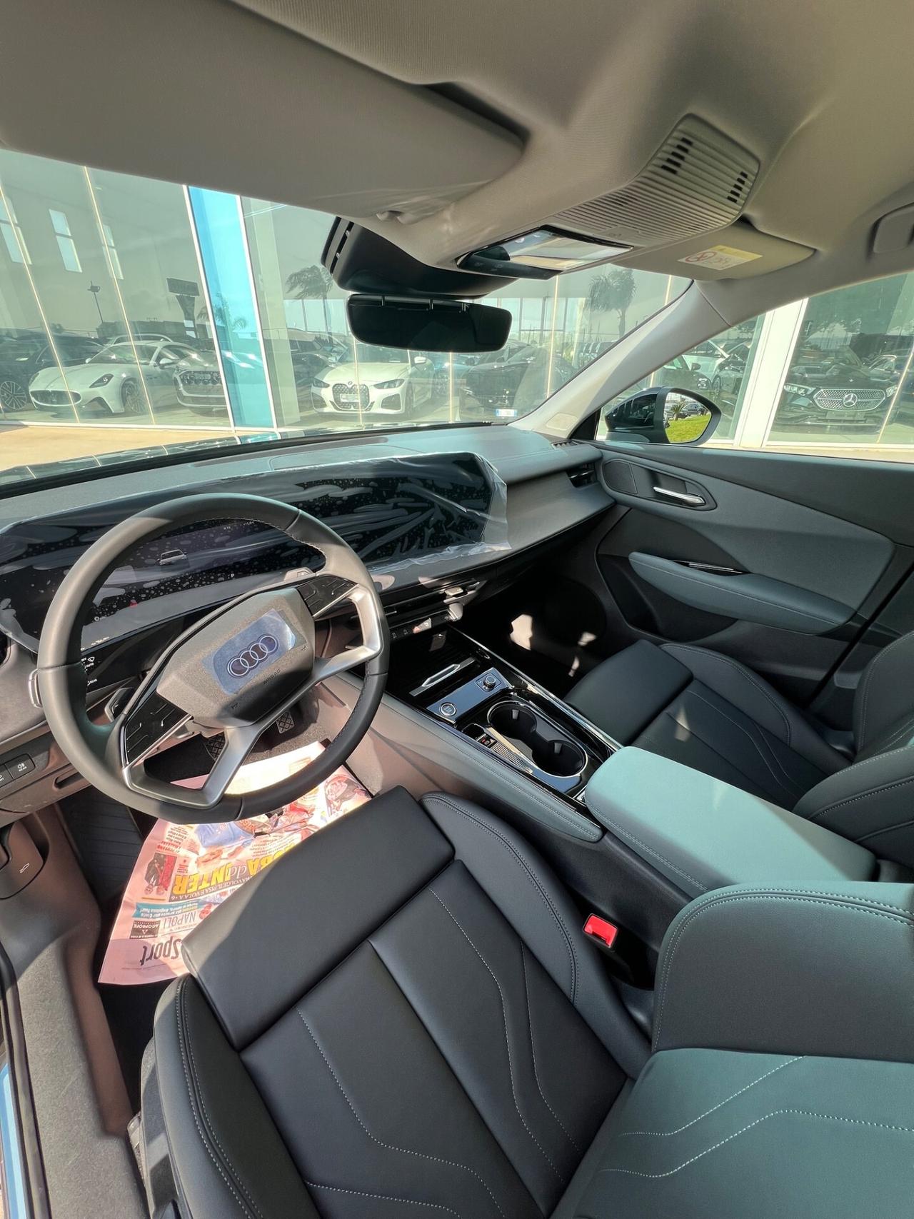 Audi Q3 TFSI 150 kW S tronic quattro Business Advanced Possibilità noleggio no scoring