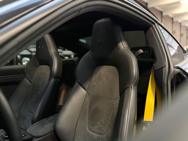 PORSCHE 911 Carrera 2 GTS