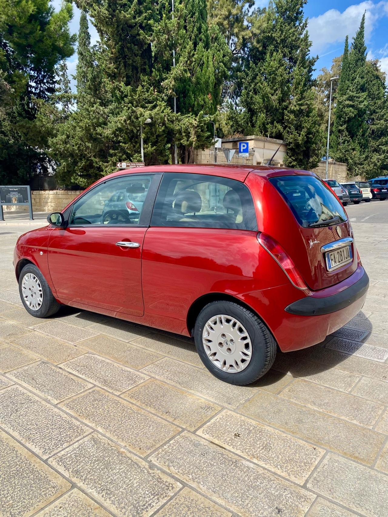 Lancia Ypsilon 1.3 Multijet 16V Platino