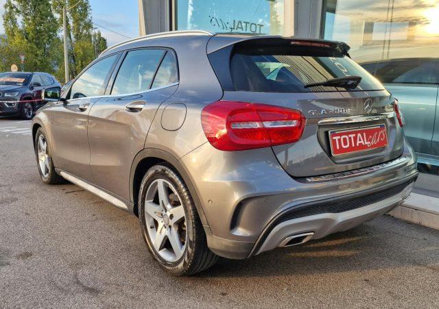 MERCEDES-BENZ GLA 200 d Automatic 4Matic Premium AMG OK NEO PATENTATI