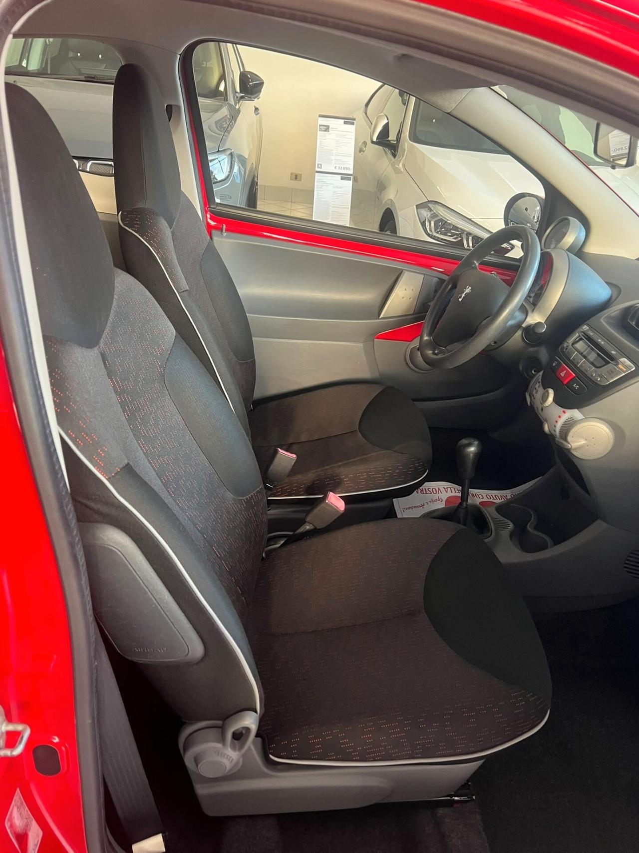 Peugeot 107 1.0 68CV 5p. Plaisir