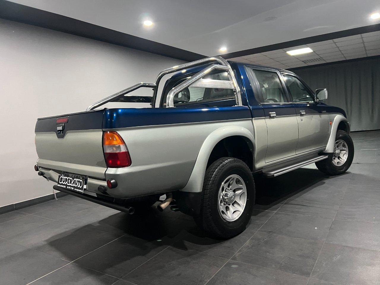 Mitsubishi L200 Double Cab L200 d.cab 2.5 tdi GLS Target 4wd Double cab