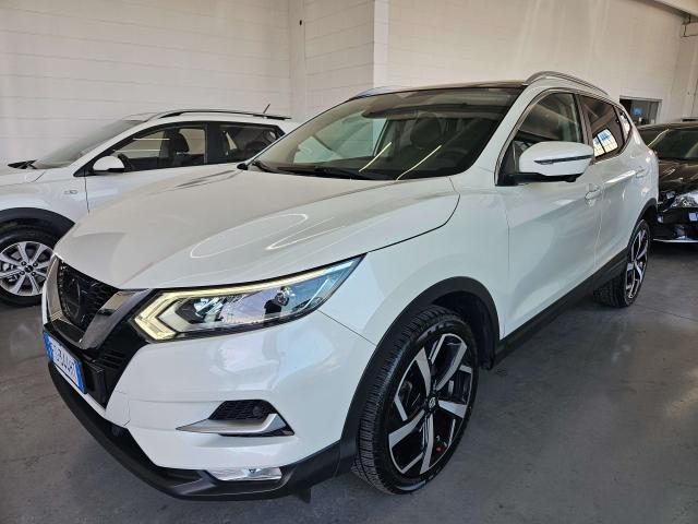 Nissan Qashqai 1.5 dci Tekna 110cv /tetto panoramico/telecamera