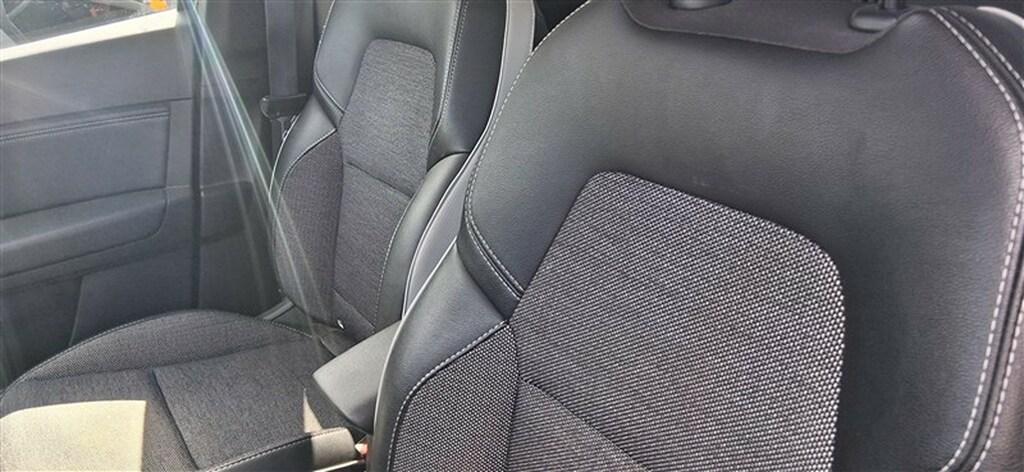 Renault Captur 1.6 Hybrid Techno E-Tech Auto