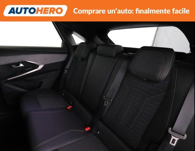 PEUGEOT e-3008 motore elettrico (73kWh) 210 CV Allure