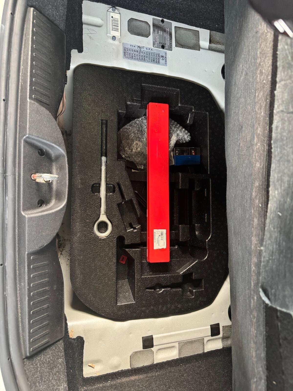 Abarth 595 1.4 Turbo T-Jet 180 CV MTA Competizione