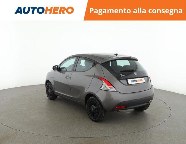 LANCIA Ypsilon 1.0 FireFly 5 porte S&S Hybrid Ecochic Silver
