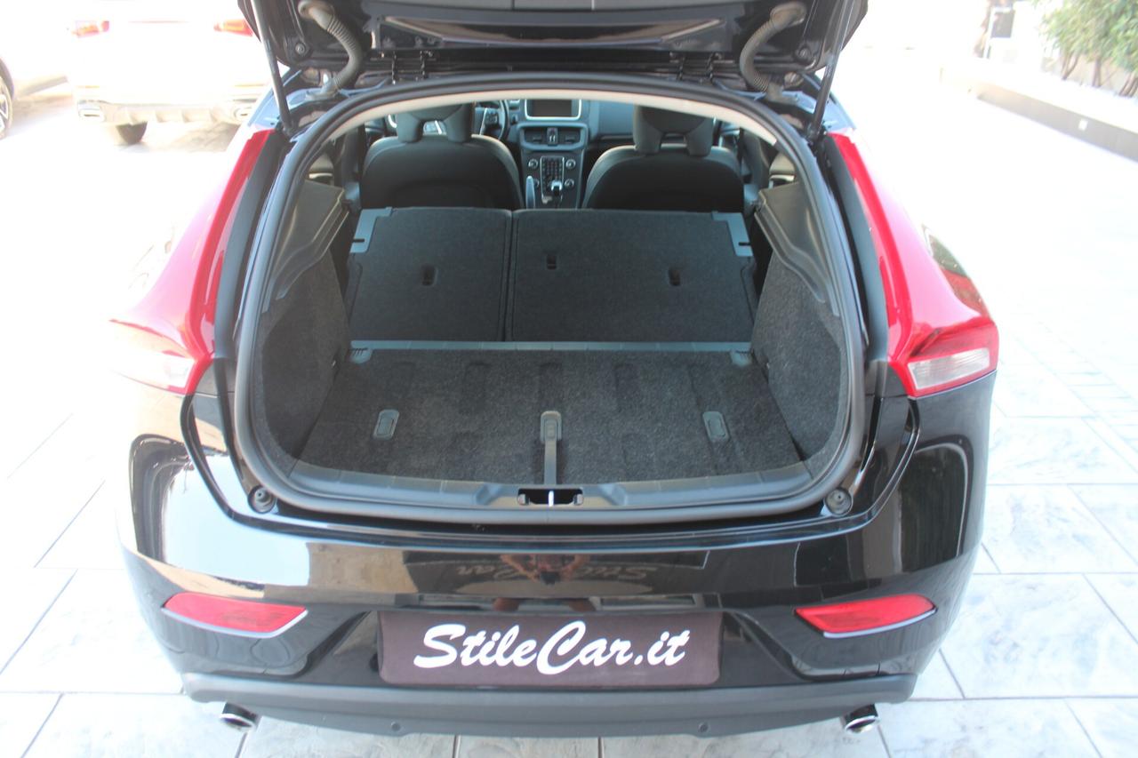 Volvo V40 D2 Business