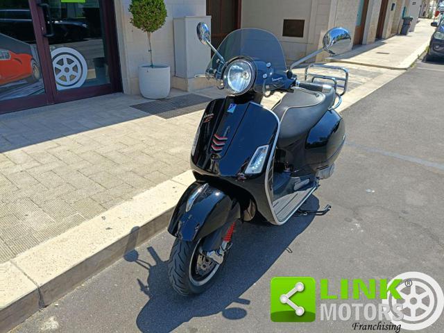 PIAGGIO Vespa GTS 300 Super ABS