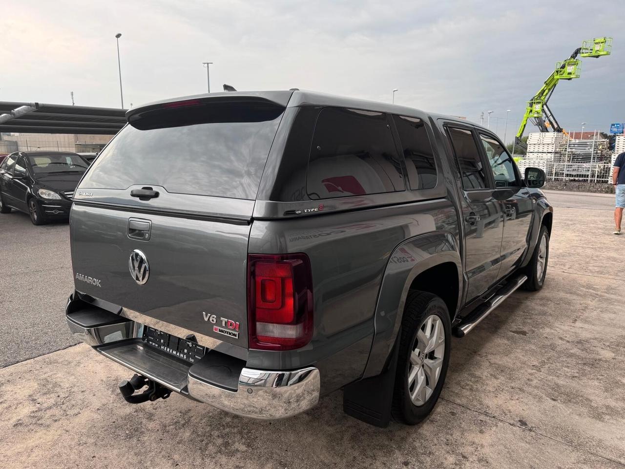 Volkswagen Amarok 3.0 V6 TDI 4MOTION BMT permanente aut. DC Highline