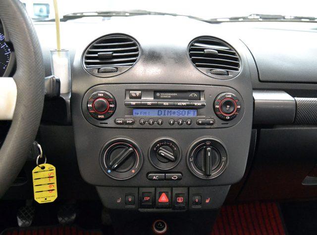 VOLKSWAGEN New Beetle 1.4 16V Cabrio