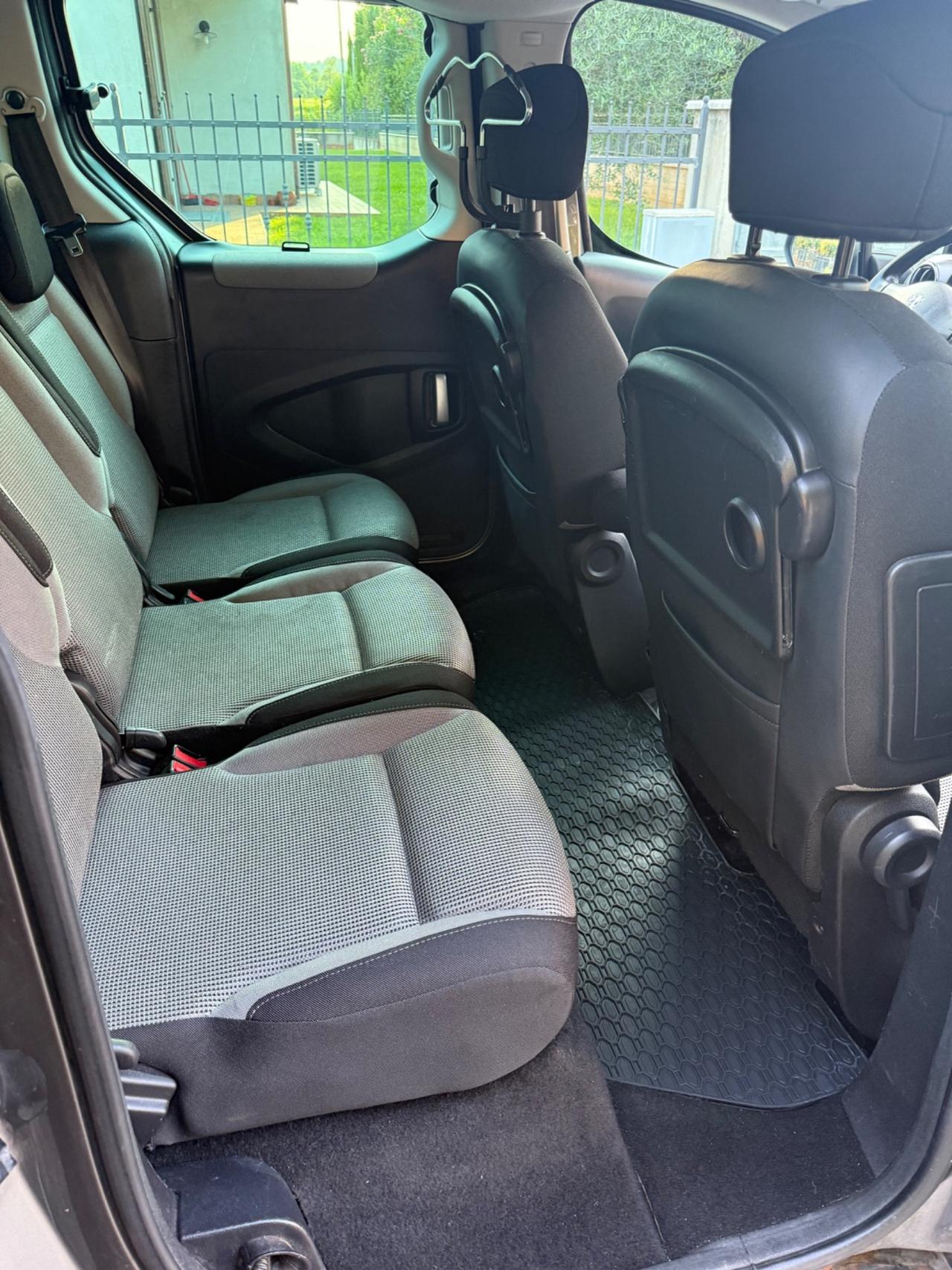 Peugeot Partner Tepee 1.6 HDi 110CV Outdoor