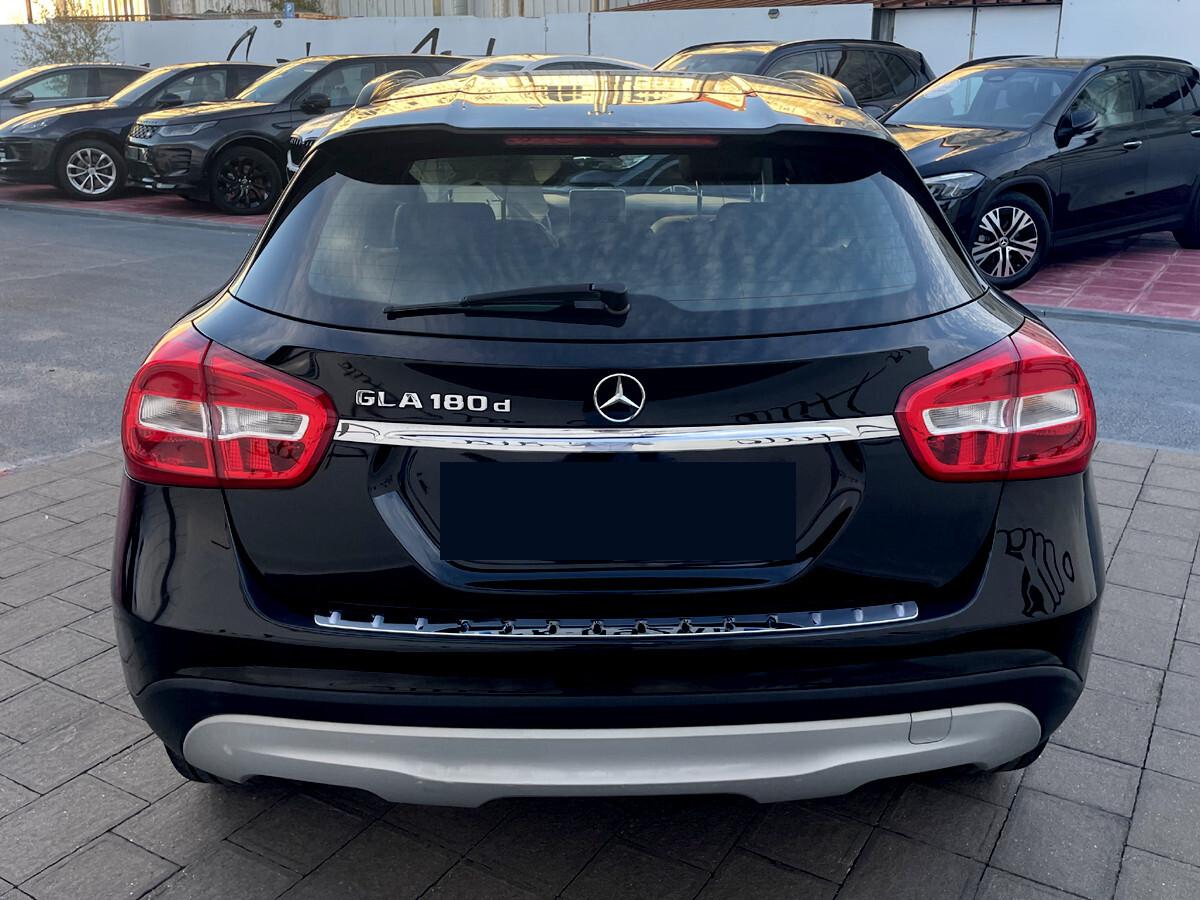Mercedes-benz GLA 180 d Sport