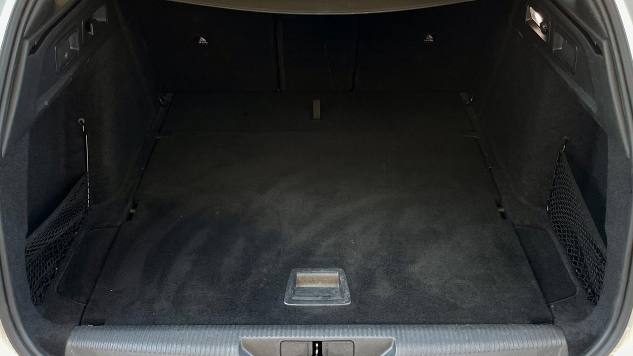 PEUGEOT 308 BLUEHDI 1.5 EAT8 ALLURE PACK 131CV - VIRTUAL COCKPIT, FULL LED, NEOPATENTATI
