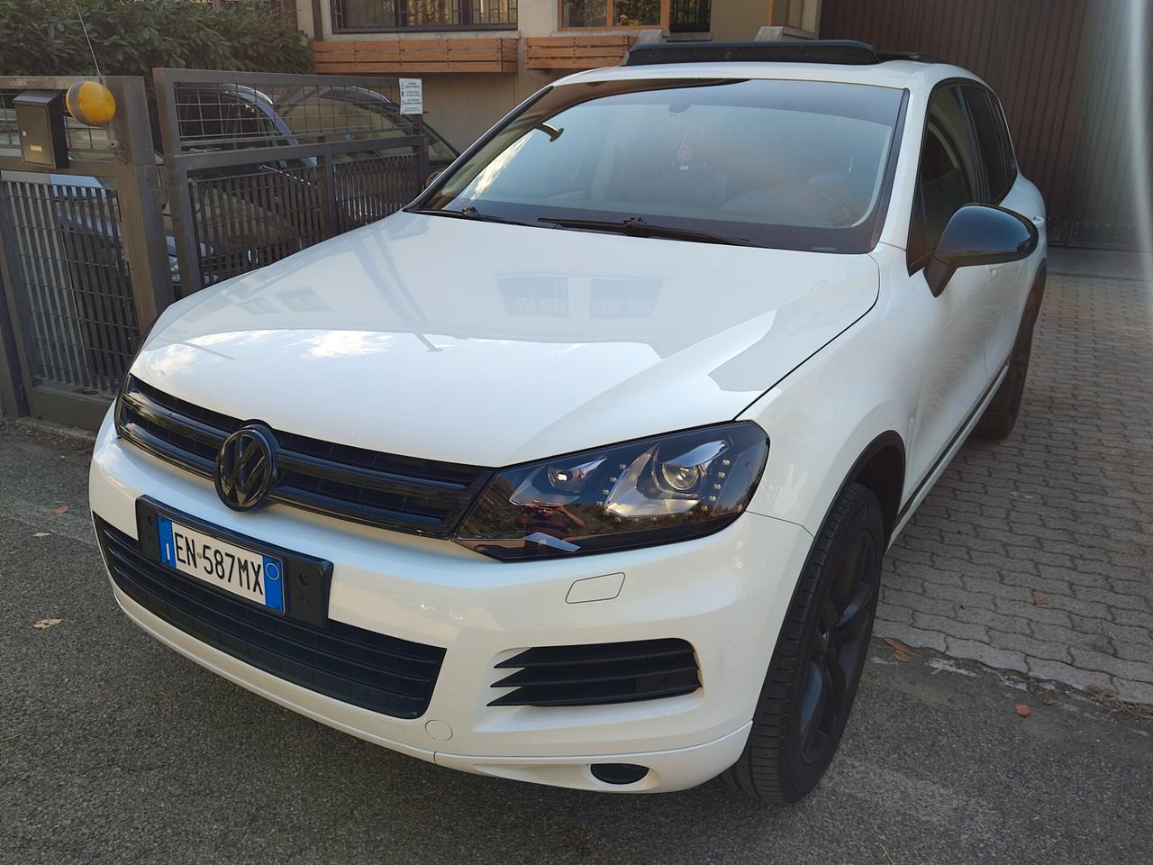 VOLKSWAGEN TOUAREG TDV6 FULL OPT NUOVA IN TUTTO UNICA