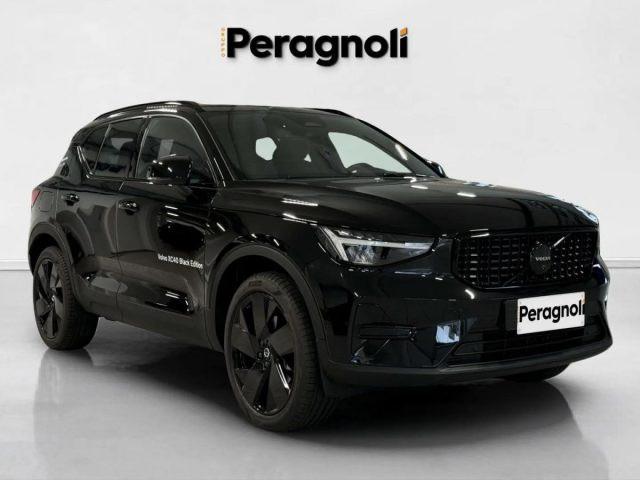 VOLVO XC40 B3 ULTRA BLACK EDITION AUTOMATICA KM0