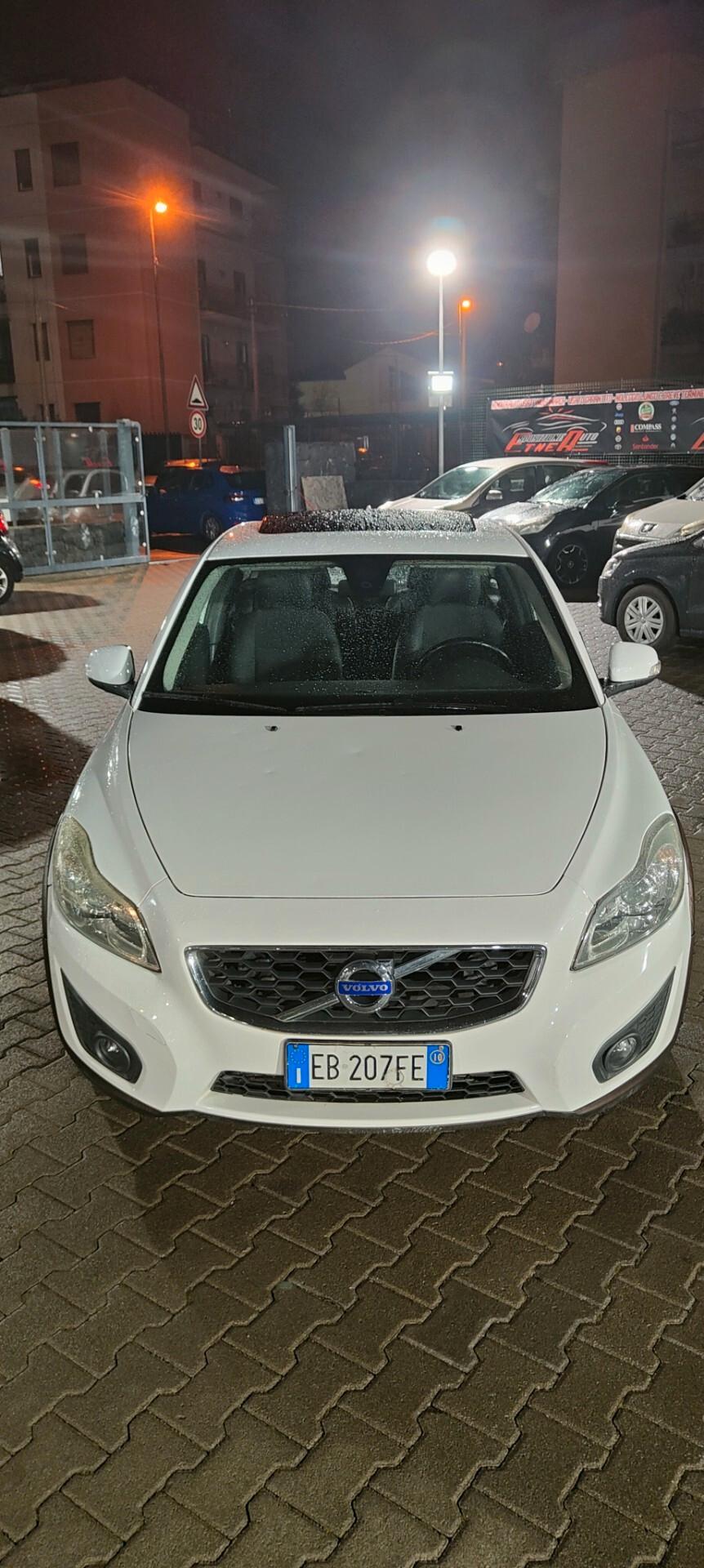 Volvo C30 D2 R-Design 1.6 diesel