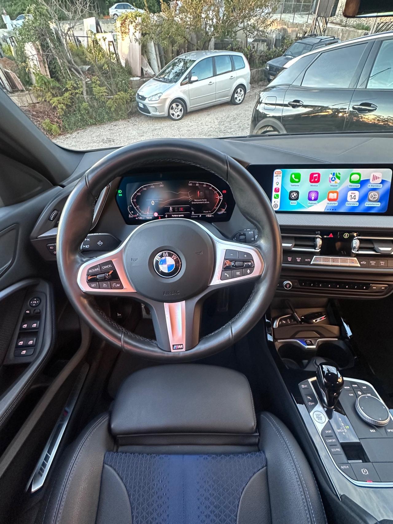 Bmw 118 118d 5p. Colorvision Edition MSPORT
