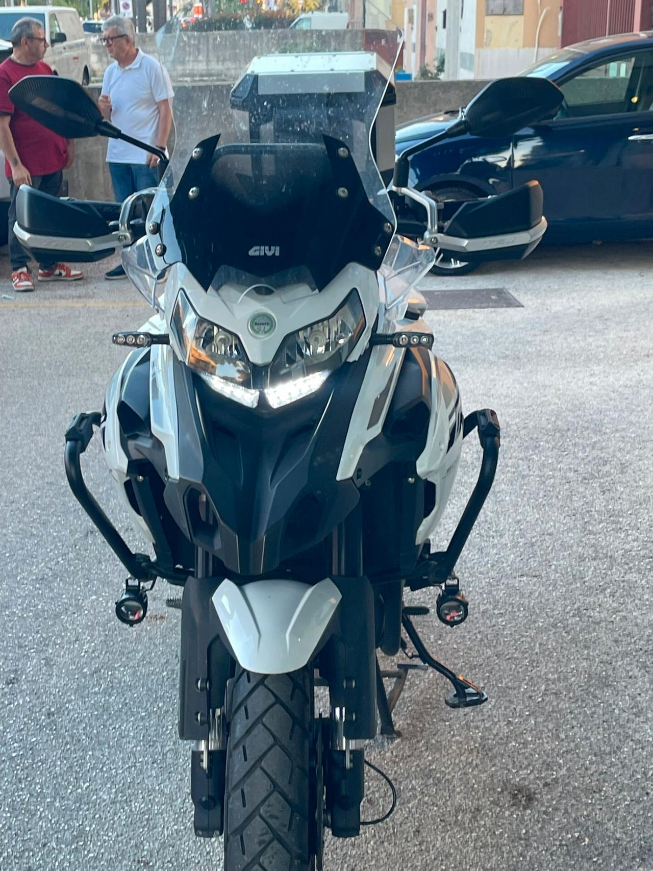 Benelli TRK 502