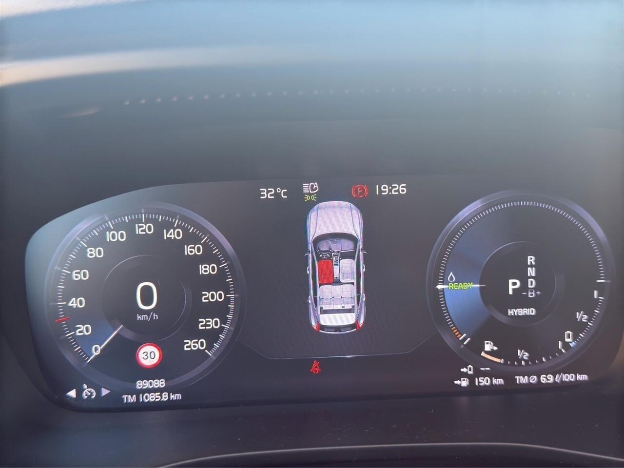 Volvo XC40 T5 Recharge Plug-in Hybrid Inscription