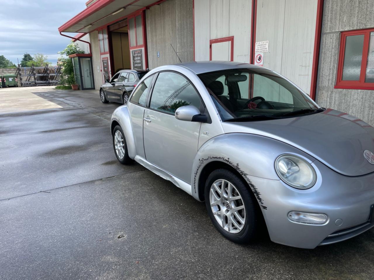 Volkswagen New Beetle 1.6