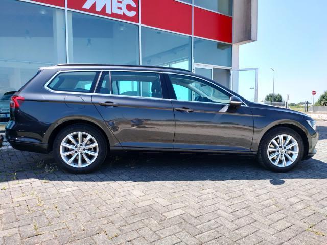 VOLKSWAGEN - Passat Variant - Passat 2.0 TDI Var. Business DPF