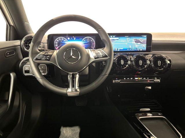 MERCEDES-BENZ A 180 d Automatic Advanced
