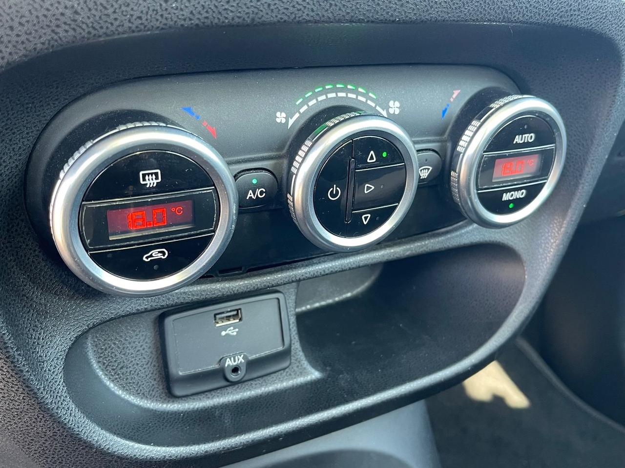 Fiat 500L 1.6 Multijet Lounge #10972