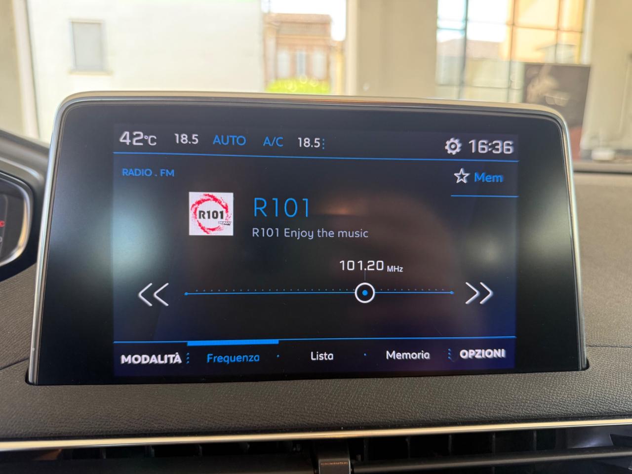 Peugeot 3008 PureTech Turbo 130 S&S EAT8 Active Pack