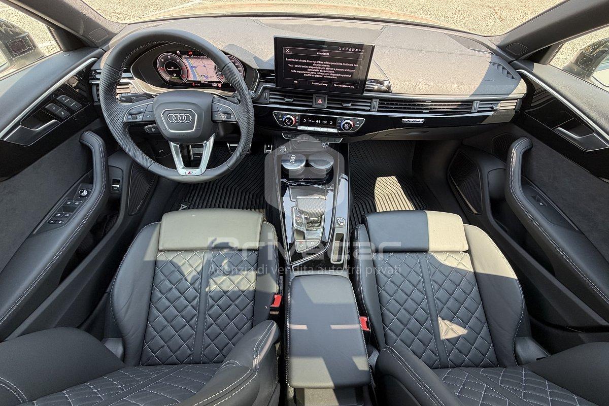 AUDI A4 Avant 40 TDI quattro S tronic S line edition