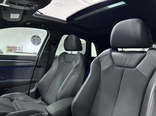 Audi Q3 40 TFSI quattro S tronic line edition