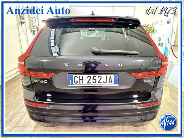 VOLVO XC60 B4 (d) AWD Geartronic Momentum Pro