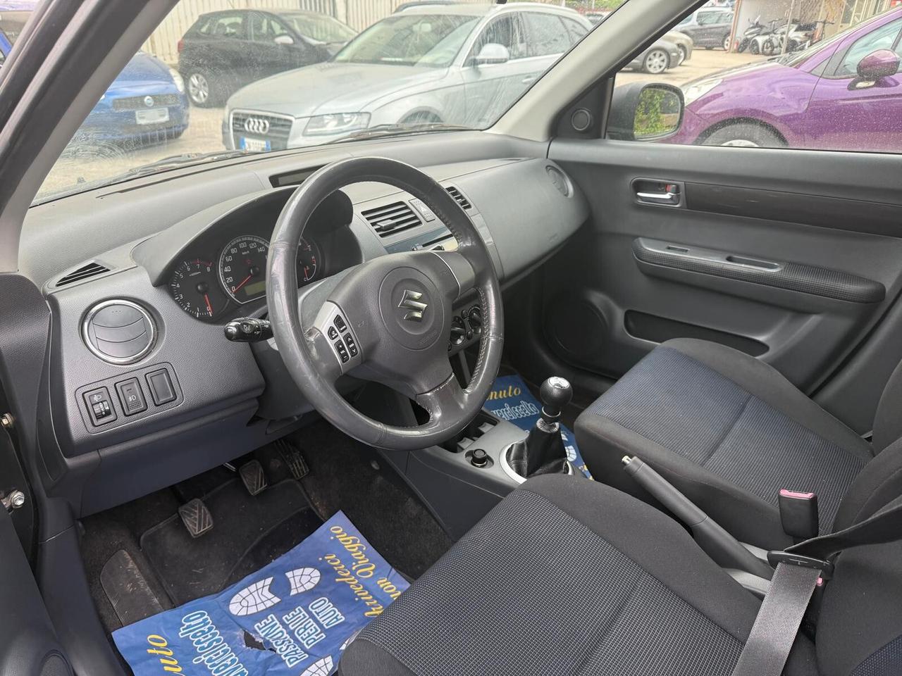 Suzuki Swift 1.3 4x4 5p. GL