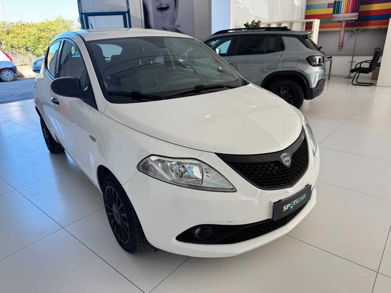 Lancia Ypsilon 1.2 69 CV 5 porte GPL Ecochic Elefantino Blu
