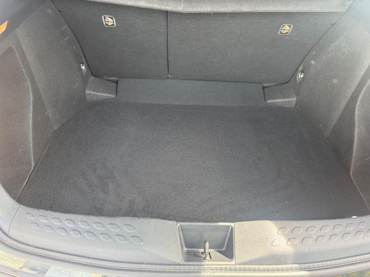 Toyota C-HR 1.8 Hybrid E-CVT Lounge