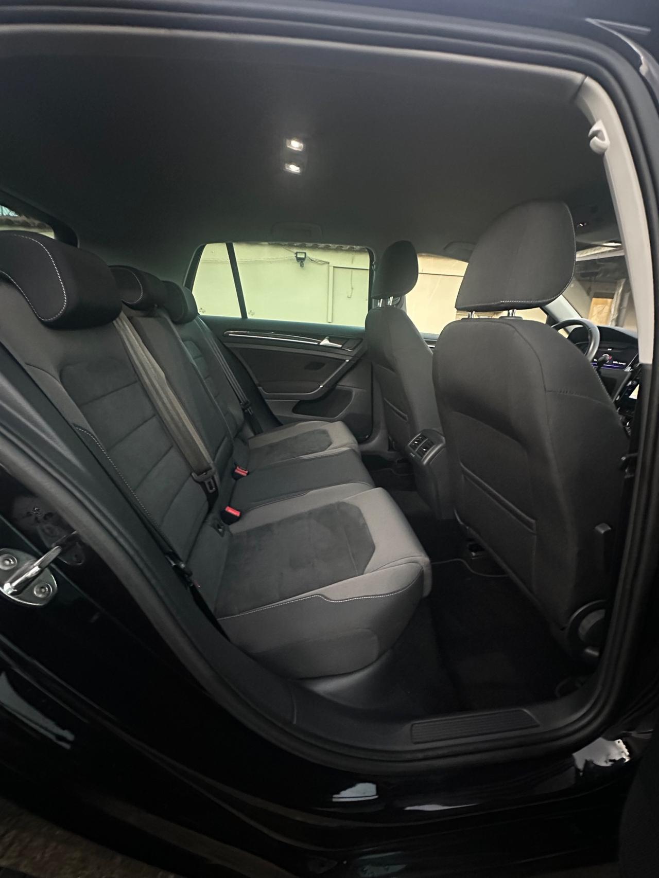 Volkswagen Golf 2.0 TDI DSG 5p. Executive BlueMotion Technology