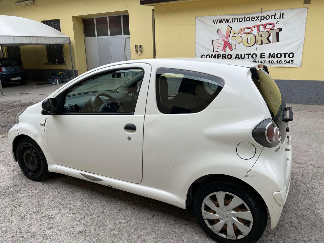 Toyota Aygo 1.0 12V VVT-i 3 porte Active Connect