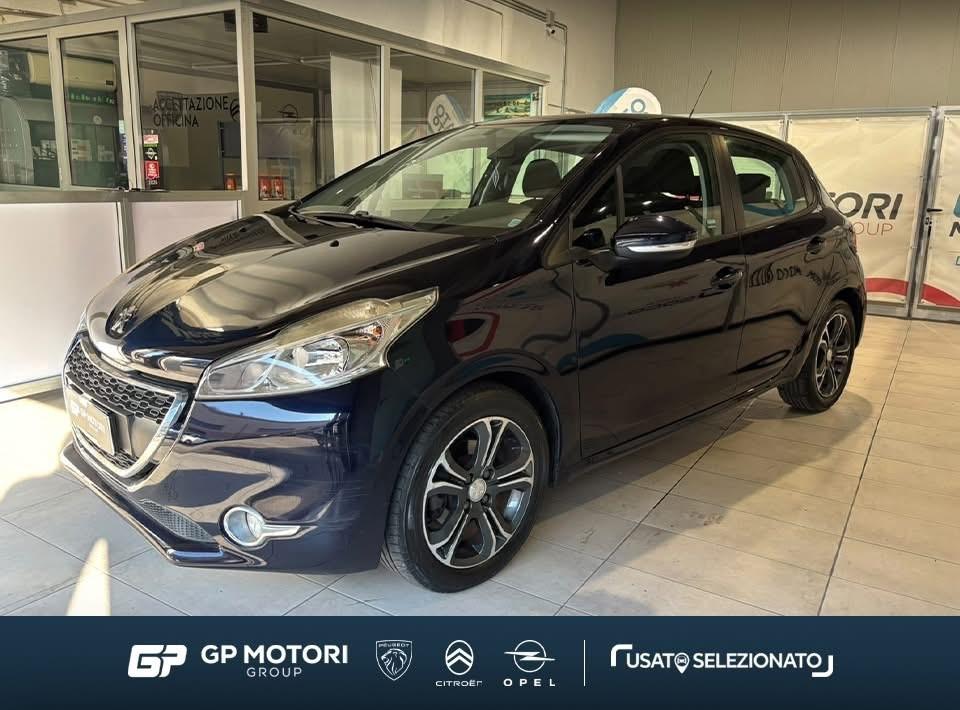 Peugeot 208 PureTech 82 5 porte Allure