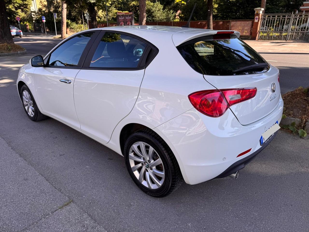 Alfa Romeo Giulietta 1.6 JTDm-2 neopaten garanzia 12 m