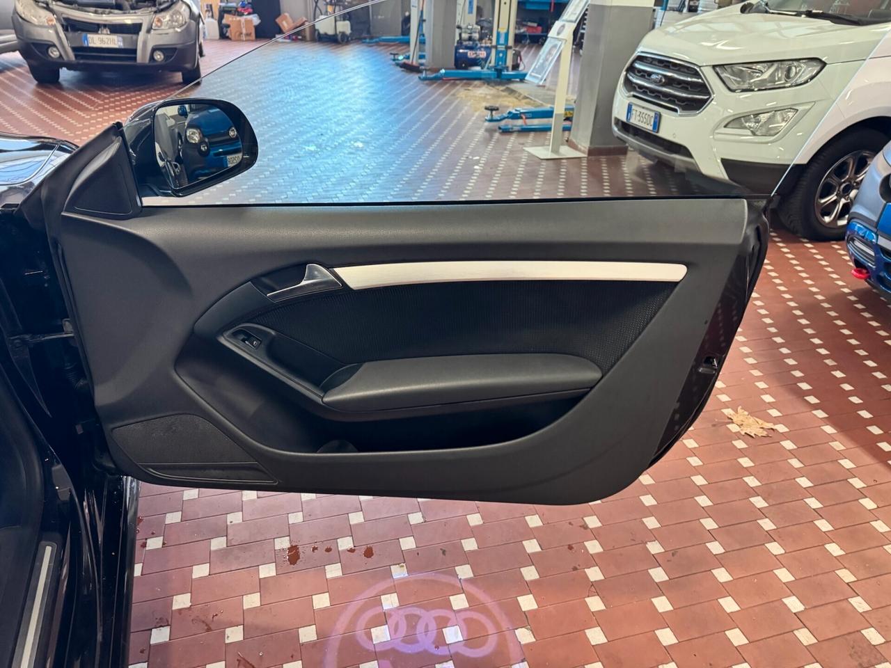 Audi A5 2.0 TFSI 180 CV Ambiente