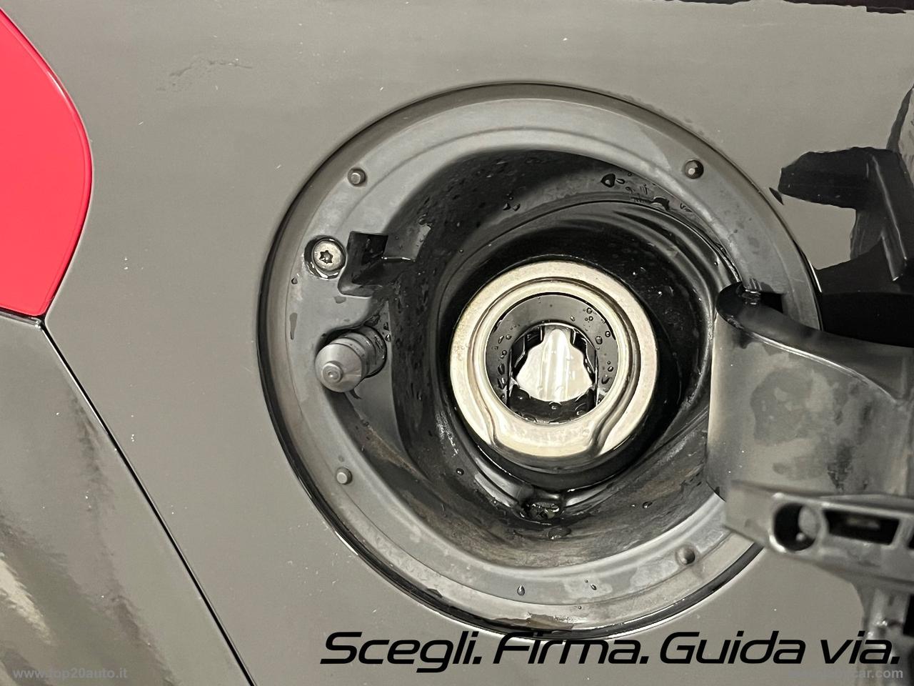 VOLVO V40 Cross Country D2 Kinetic|GANCIO TRAINO