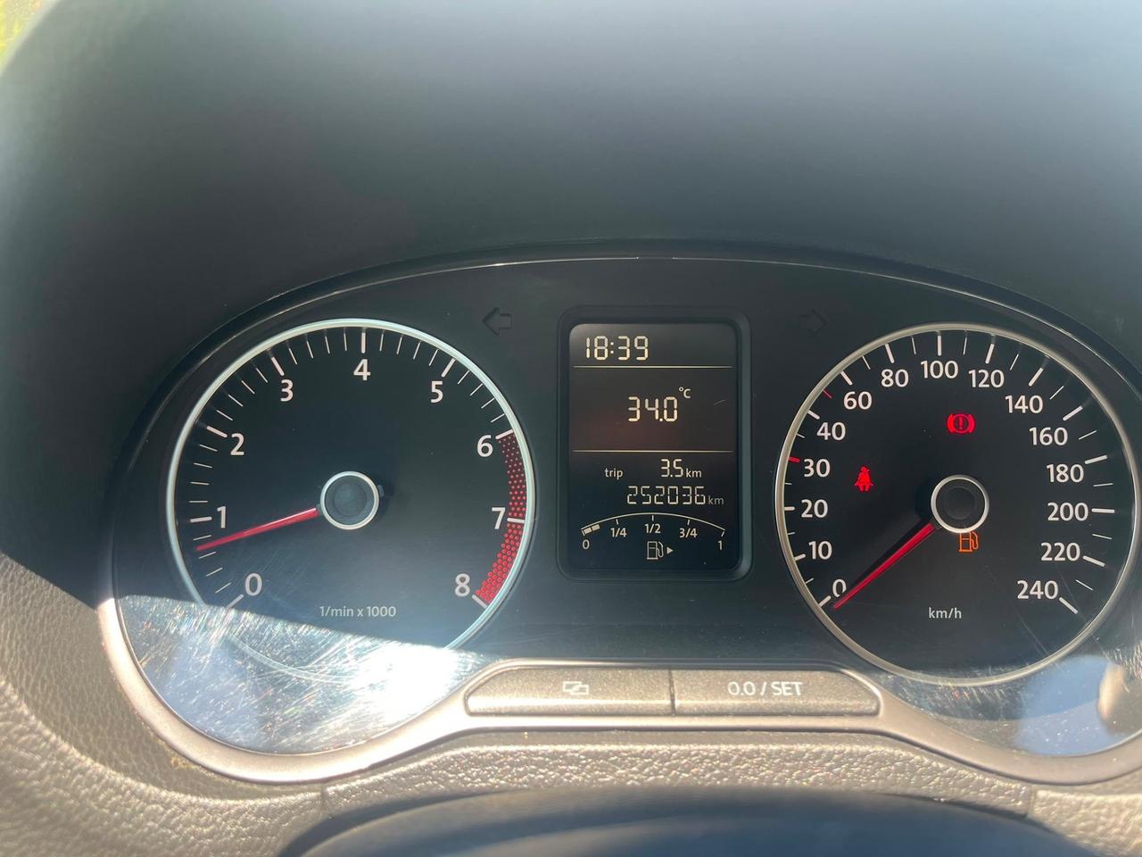 Volkswagen Polo 1.4 5 porte Highline