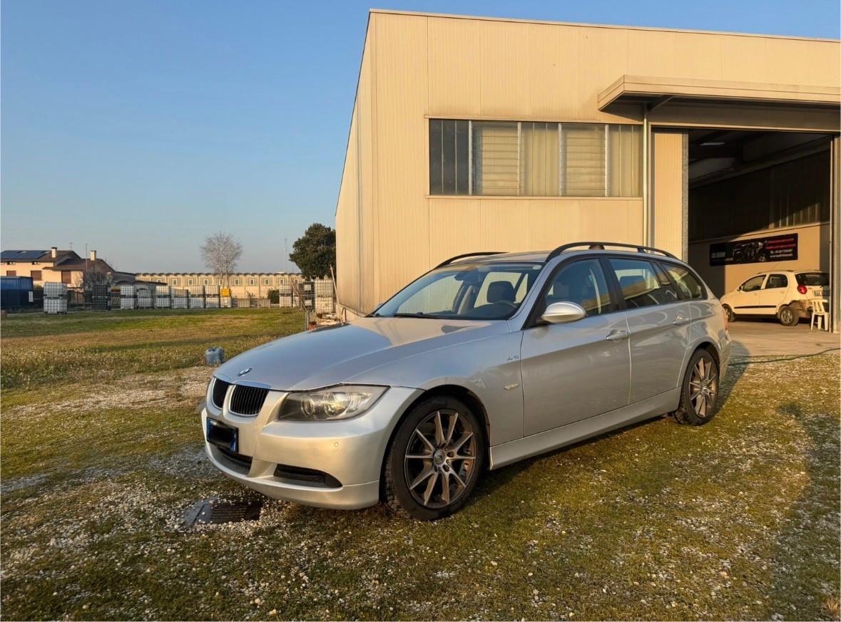 Bmw 320 320d cat Touring Attiva