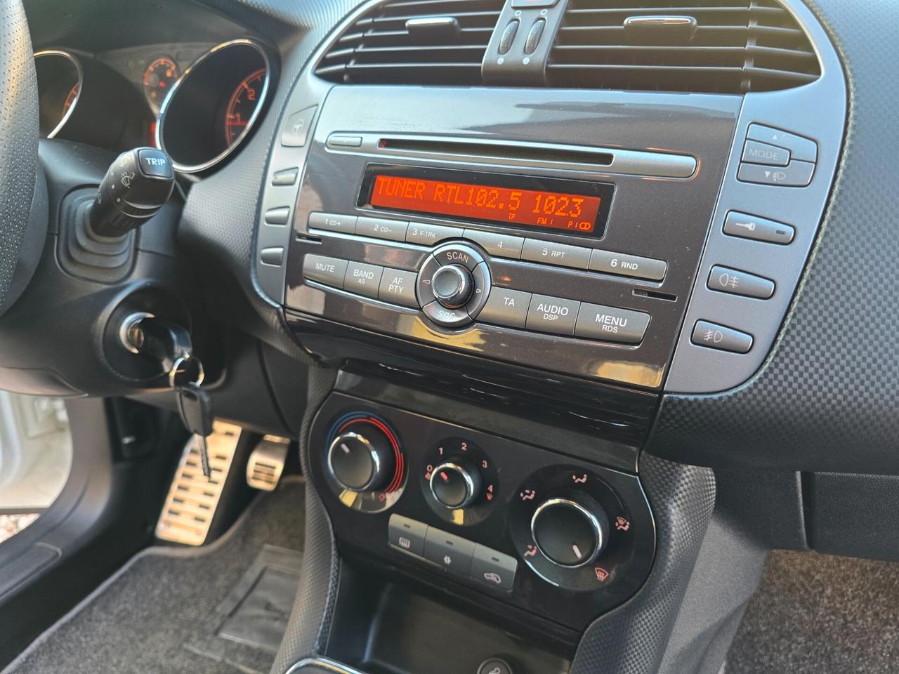 Fiat Bravo 1.6 MJT 105 CV DPF Dynamic ok Neopatentati