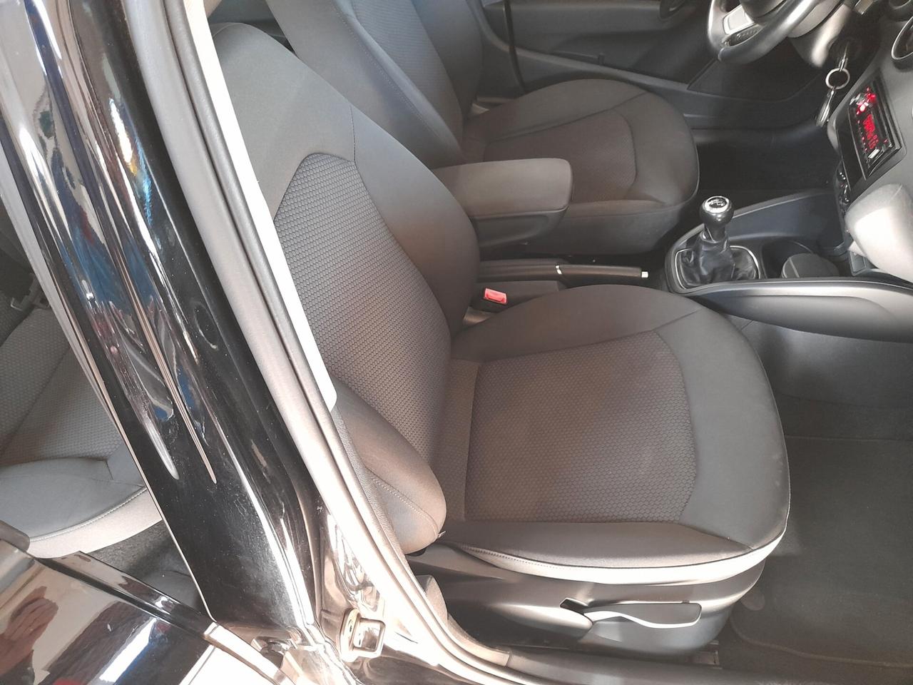 Audi A1 1.6 TDI S line edition plus