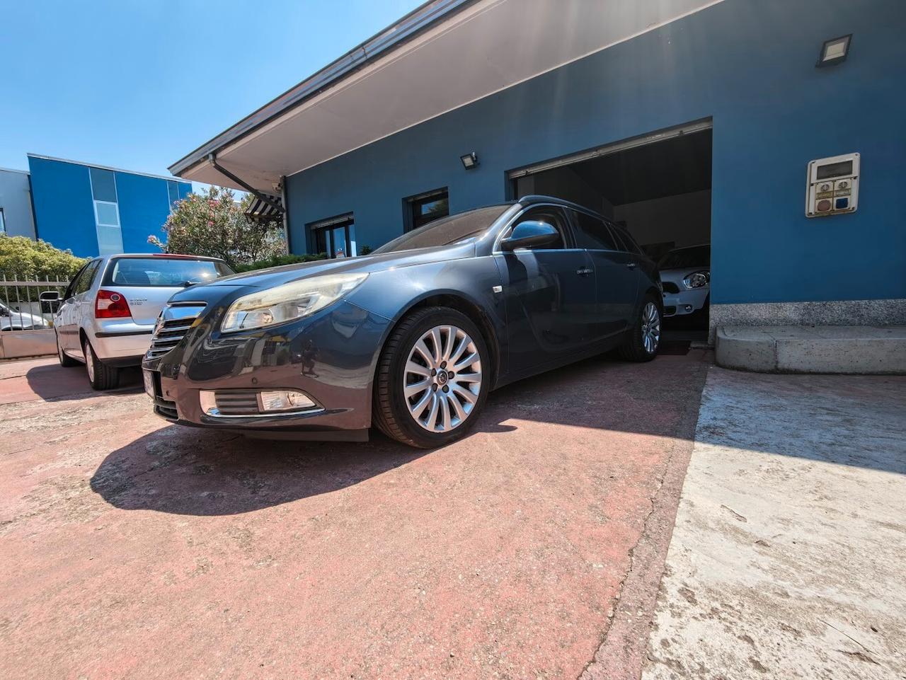Insignia 2.0 CDTI Sports Tourer cosmo aut. SOLO 138MILA KM PREZZO SOTTO COSTO!!!!!