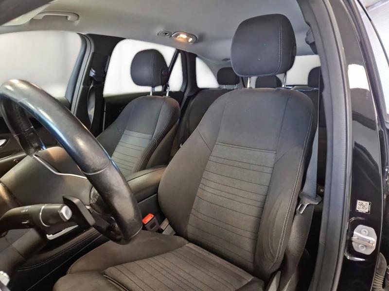 MERCEDES-BENZ 220 d 4Matic Business Extra aut.