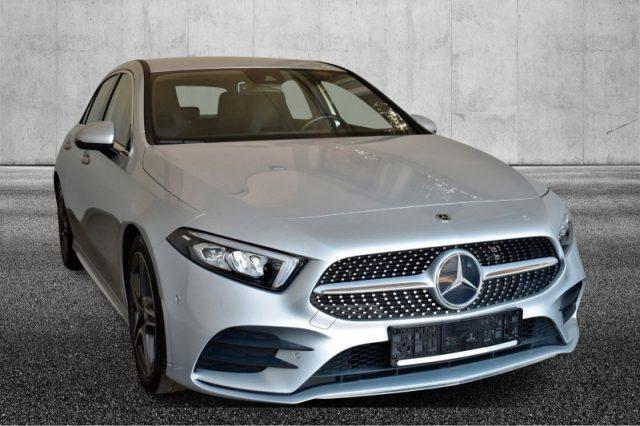 MERCEDES-BENZ A 200 d Automatic Premium