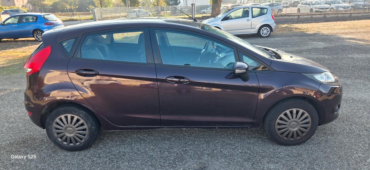 Ford Fiesta 1.4 5 porte Bz.- GPL Titanium